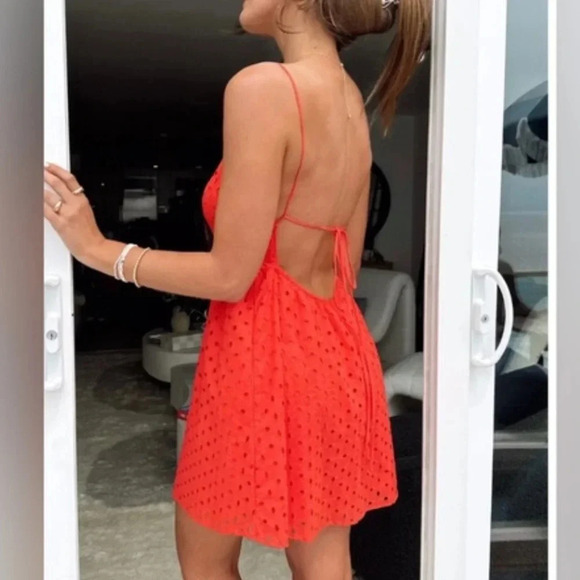 Show me your MUMU orange/red eyelet fit/flare strappy Mini Dress NWT size Medium - Picture 1 of 10